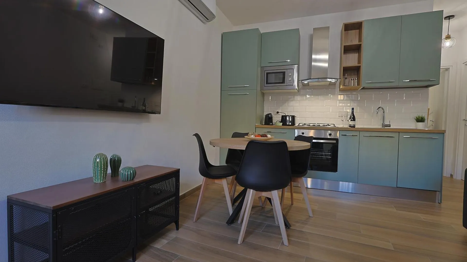 Ai Due Allori Rome Apartment